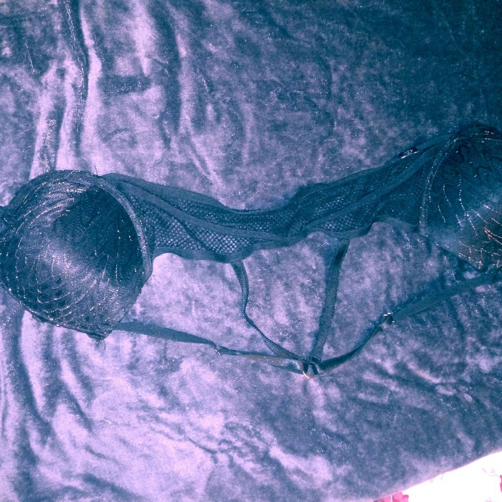Bra - Picture 2 of 3